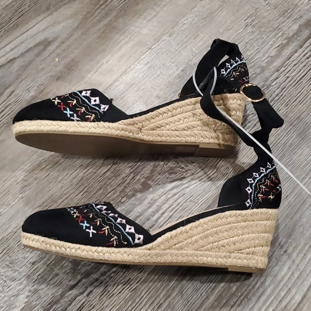 Dream Pairs Esperanza Platform Wedge Heels Size 7